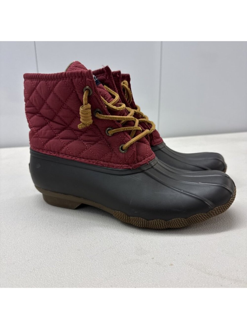 Sperry Top Sider Boots Womens‎ 7 Saltwater Duck Quilted Red Ankle Top STS93028